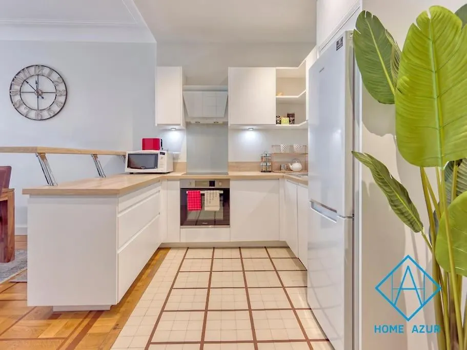 New Luxurious Apartment - Jean Medecin Nice