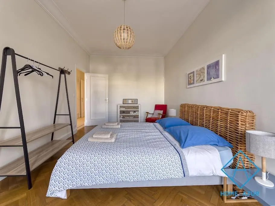 New Luxurious Apartment - Jean Medecin Nice